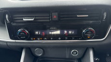 Nissan Qashqai 1.3 DiG-T MH 158 Acenta Premium 5dr Petrol Hatchback